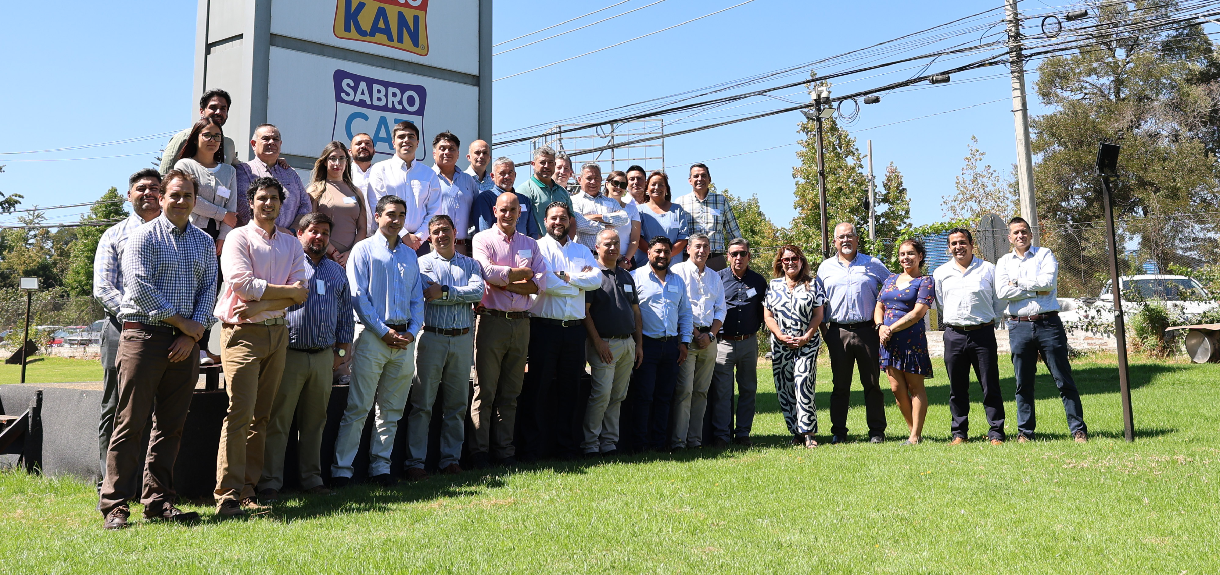 Champion Pet Care re&uacute;ne a sus equipos en convenci&oacute;n comercial  